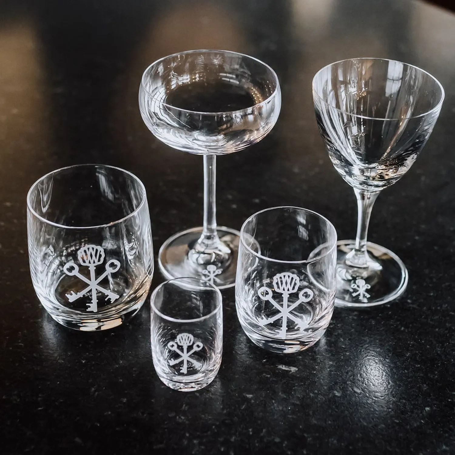 Pappy Van Winkle Keys Nick and Nora cocktailglas set van 2