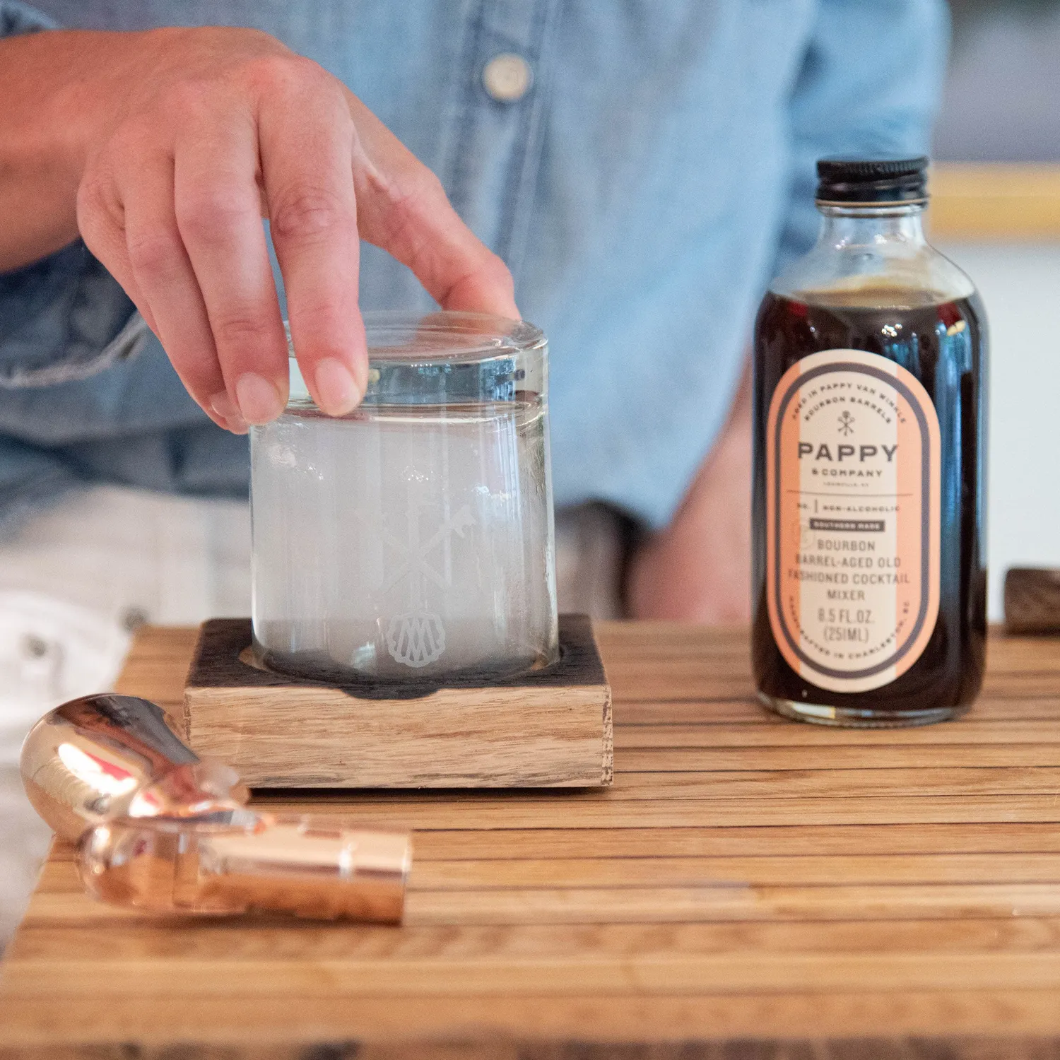 Pappy Van Winkle Smoked Cocktail Kit cocktailset 4-delig gerookt