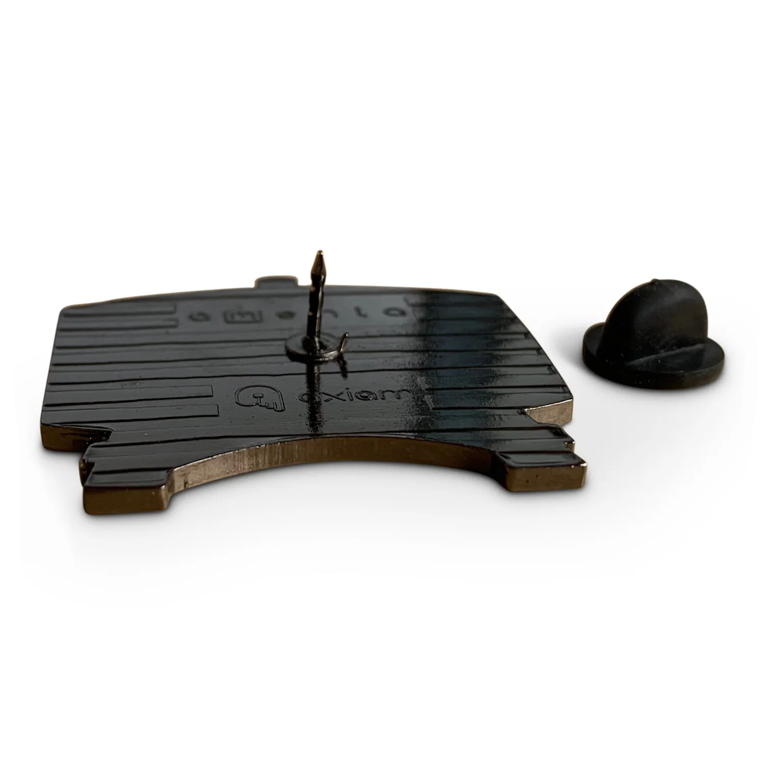 Amehla Whiskey Barrel Apron Pin emaille reversspeld