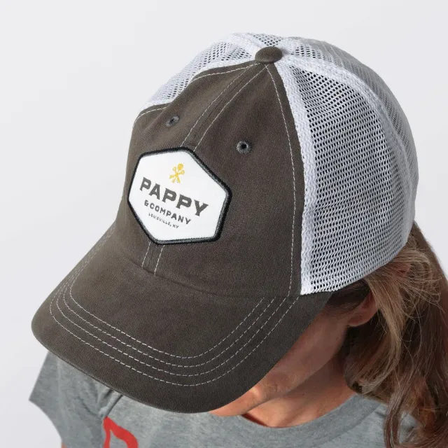 Pappy Van Winkle Pappy & Company trucker pet geventileerd