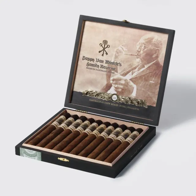 Pappy Van Winkle Barrel Fermented Cigars sigaren doos van 10