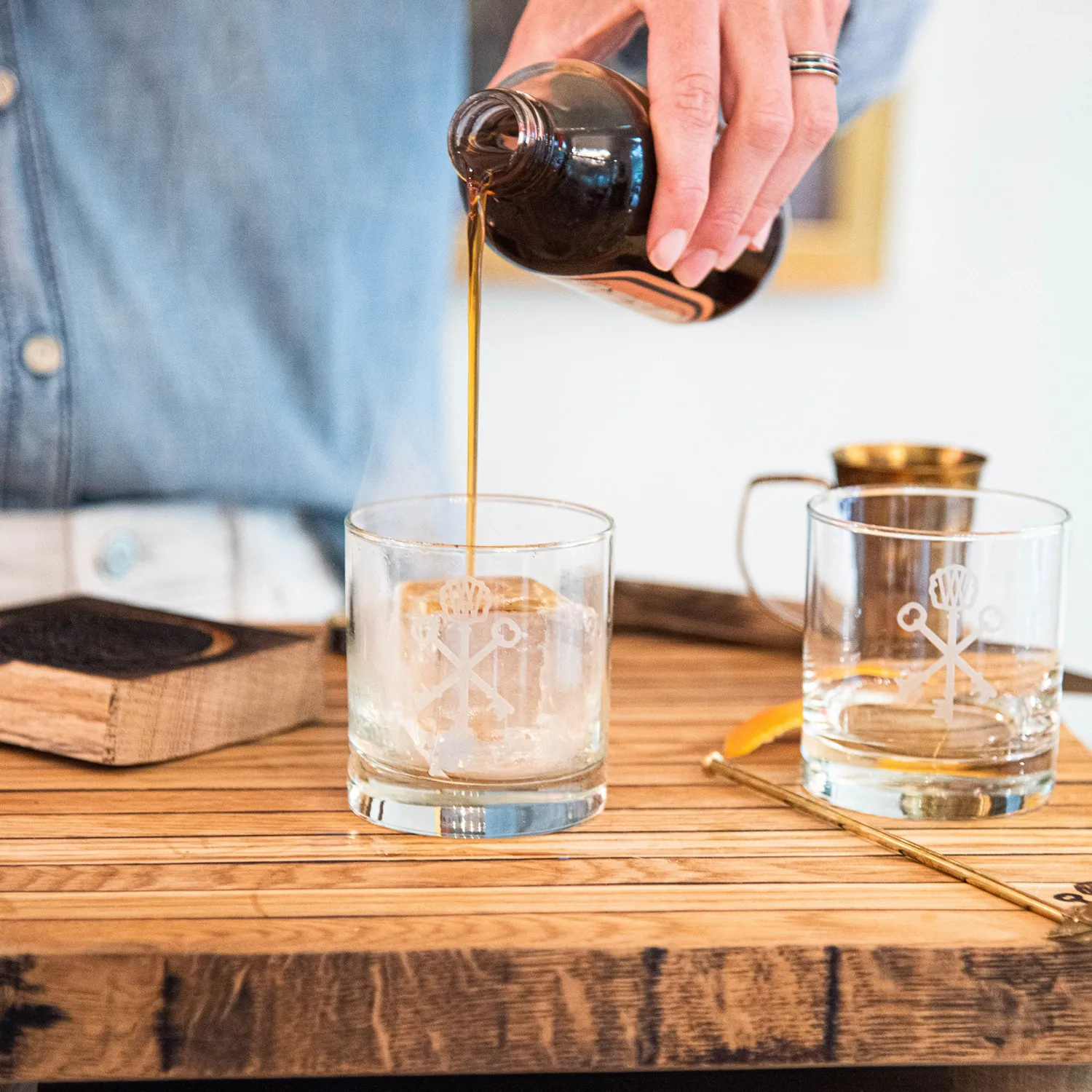 Pappy Van Winkle Smoked Cocktail Kit cocktailset 4-delig gerookt
