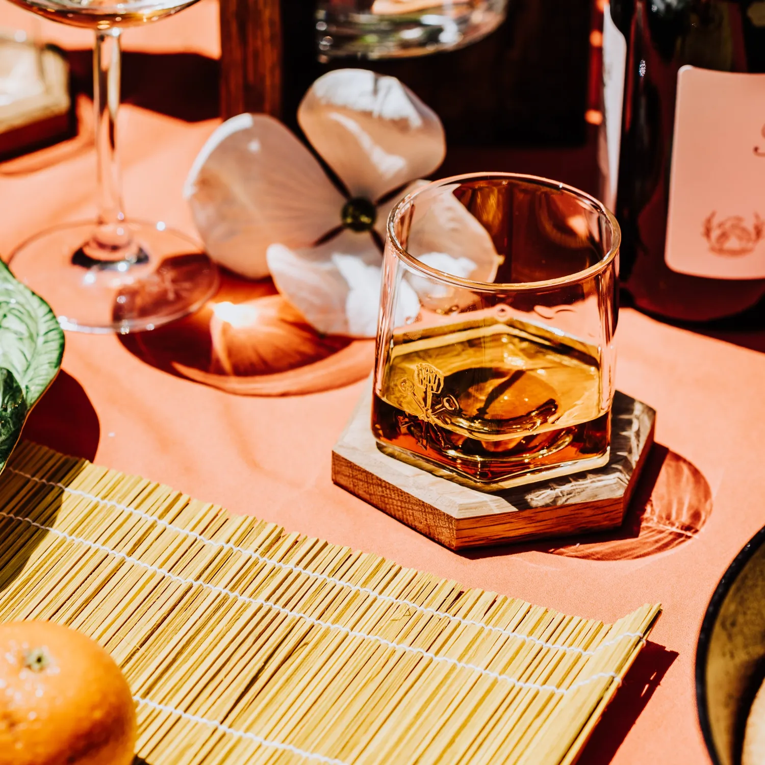 Pappy & Company Spinning Glass Set bourbonset met onderzetters