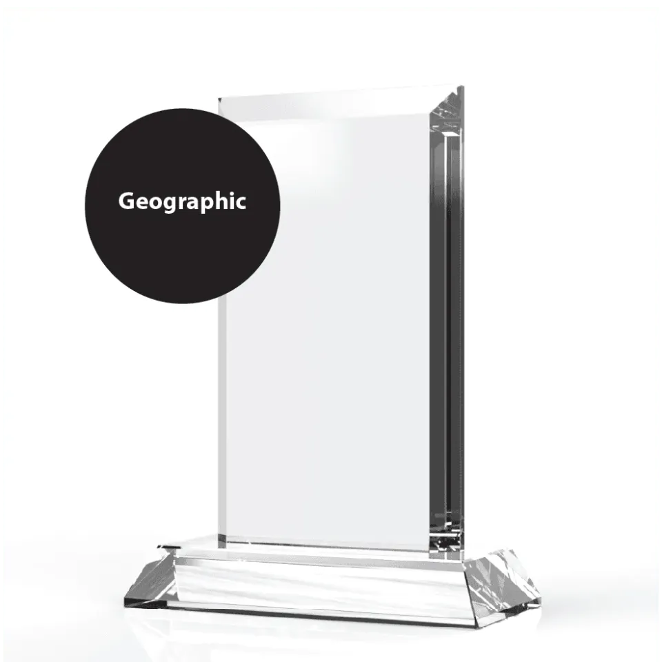 The Glencairn Glass Medium Rectangle trofee Geographic 2025